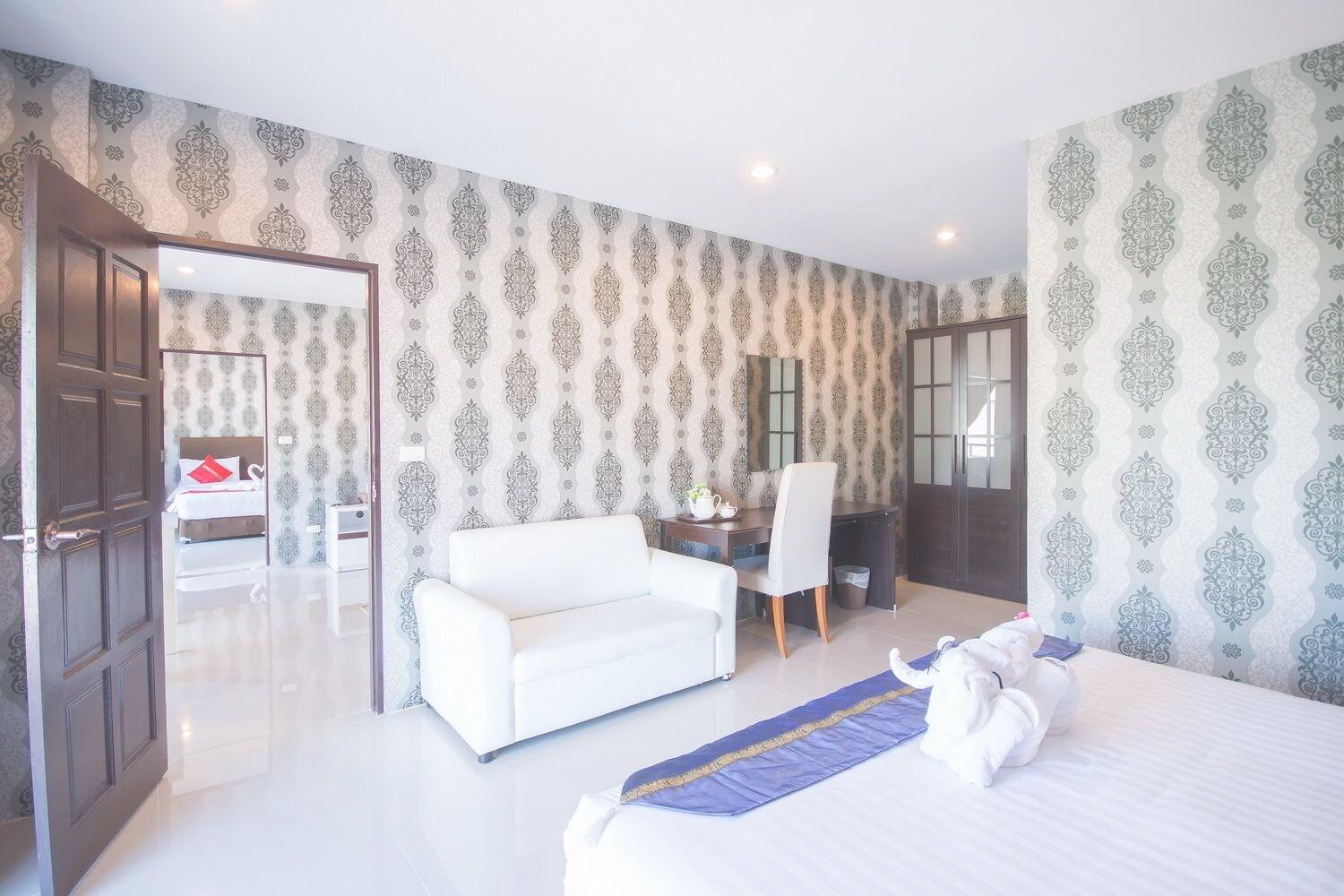 Only Blue Hotel Patong Екстериор снимка