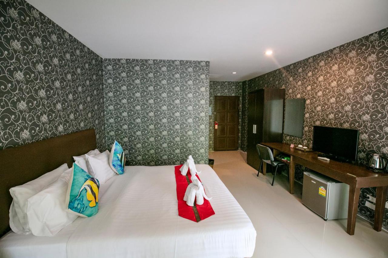 Only Blue Hotel Patong Екстериор снимка